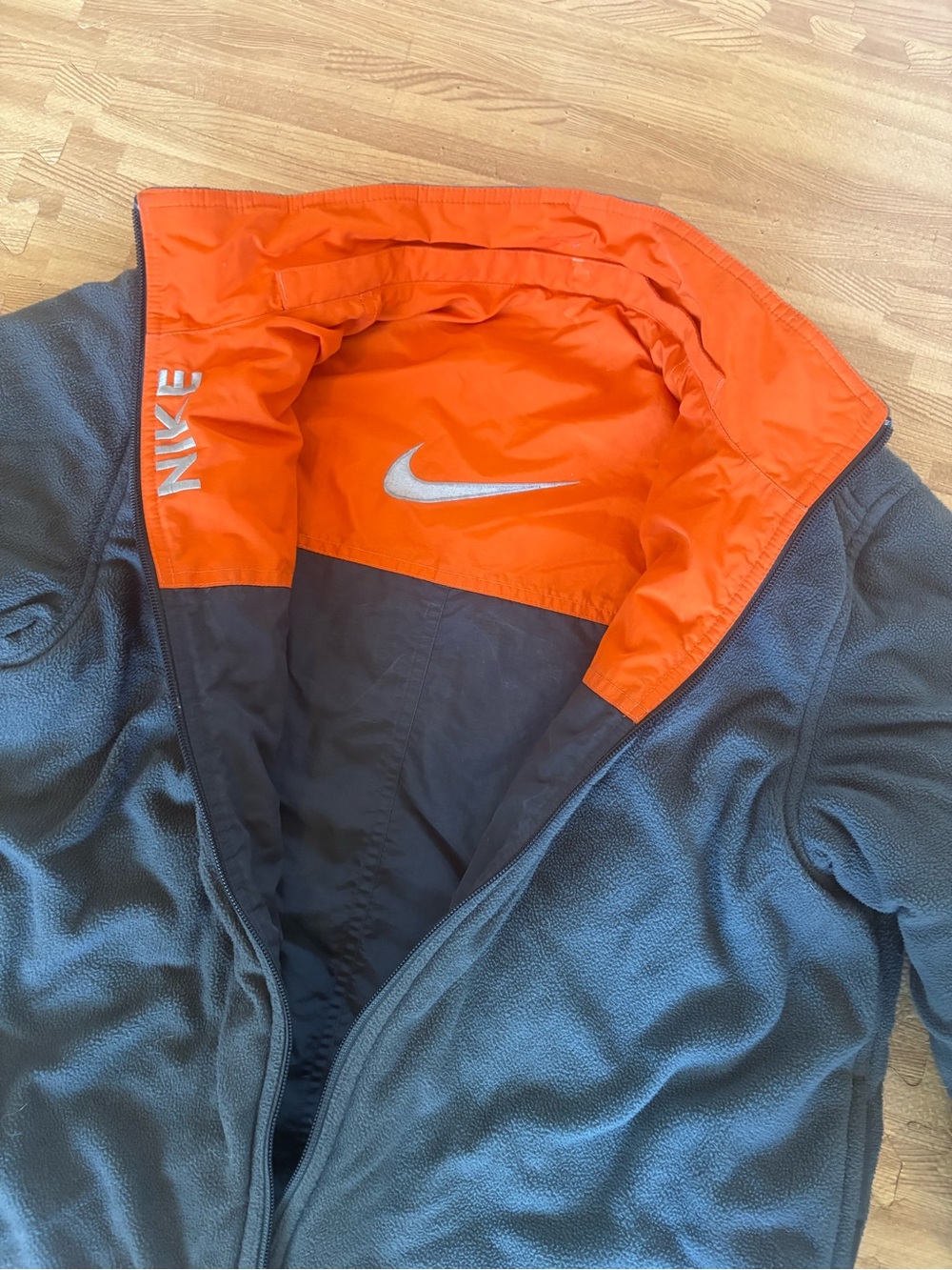 Vintage Nike Reversible Fleece Jacket Big Swoosh Spellout Orange Navy Y2K Youth - Picture 11 of 16